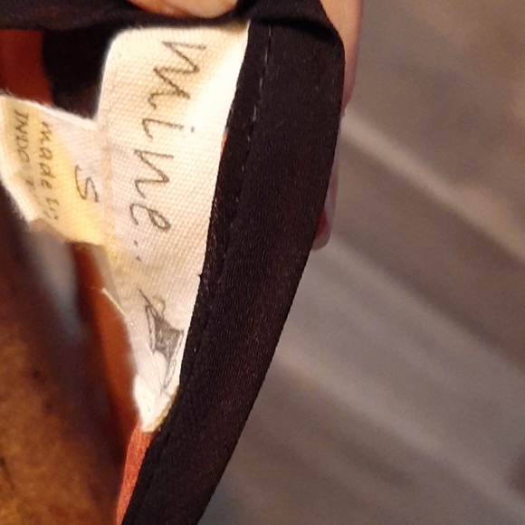 Mine - Slightly Sheer tank S - Picture 8 of 8